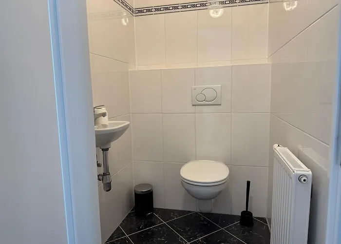 Apartment 100qm, 2 Br, Schönbrunn, Central, Balcony *